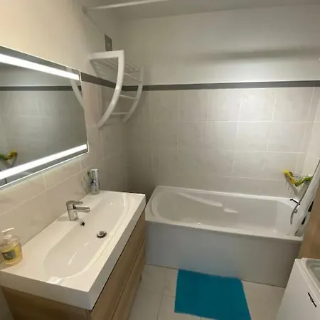 Lumineux 80m2 Carmes Avec Garage Clermont-Ferrand